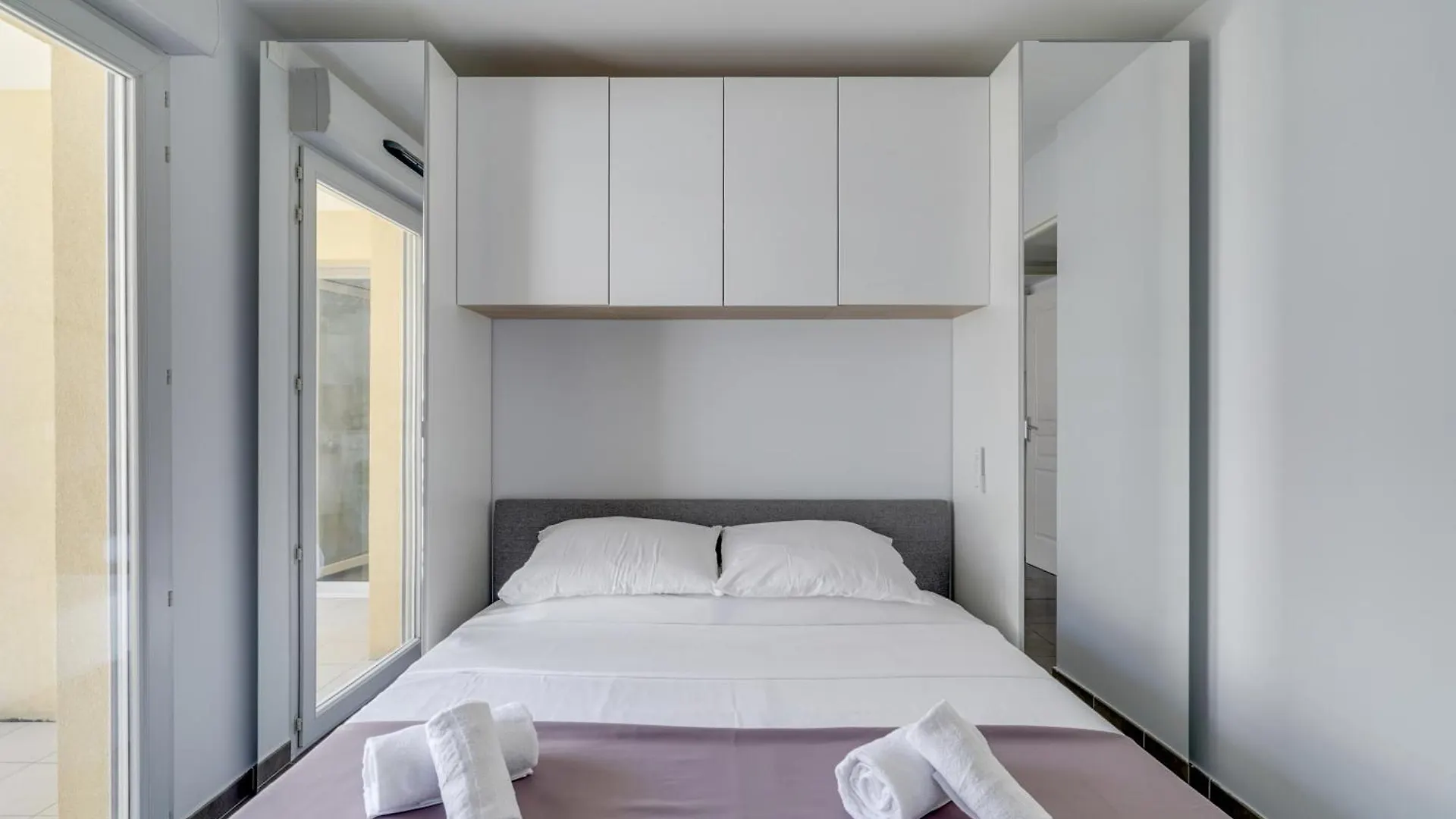Le Galet, Appartement De Standing, Hyper Centre, Parking Prive, A 100 M De La Mer Antibes Apartment